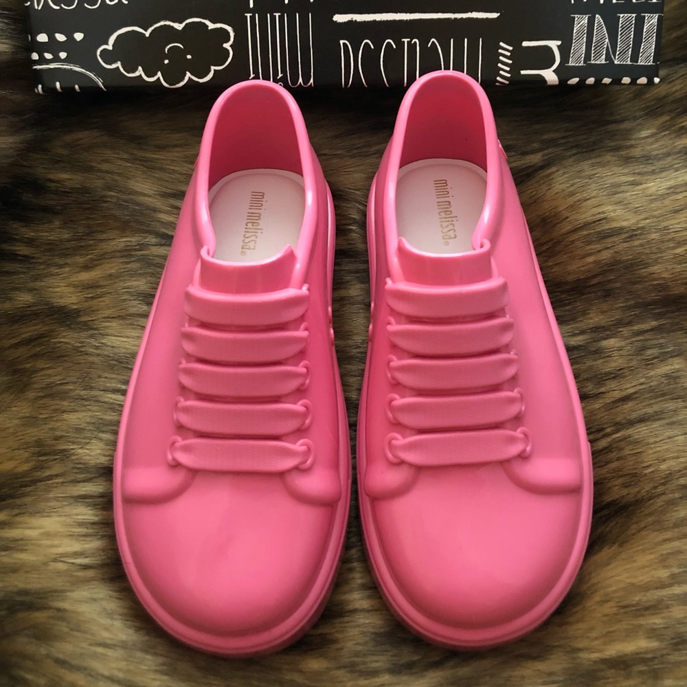BRAND NEW MINI MELISSA SNEAKERS 11